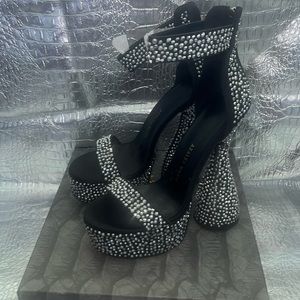 Women brand new heels